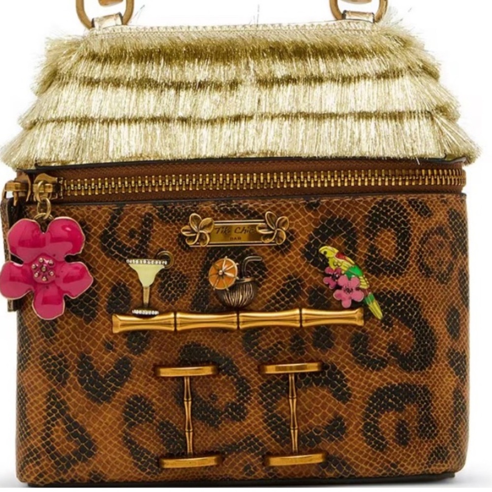 🛖 NWT Betsey Johnson, the Tiki Chic Bar
Satchel purse . In original plastic. - Picture 2 of 7